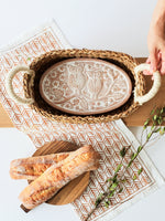 Load image into Gallery viewer, Bread Warmer &amp; Basket - Owl Oval
